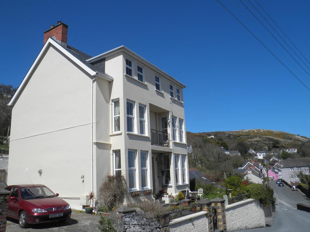 Fern Villa B&B Fishguard Eksteriør billede